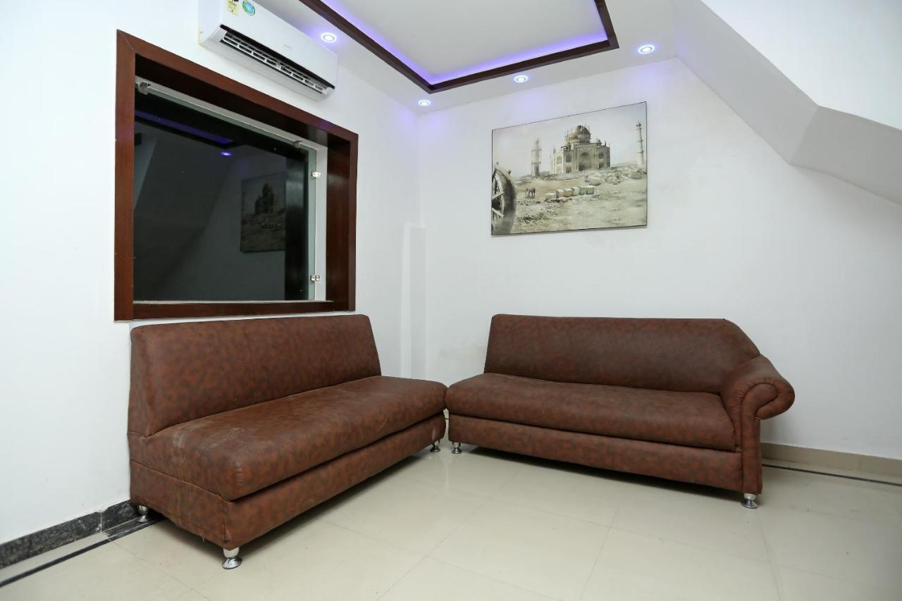 Oyo 16544 Bella Vista By Jordan Agra (Uttar Pradesh) Exterior foto